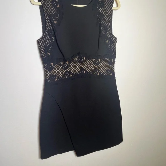 BCBGMaxAzria Leandra Black Lace Mini Dress Sz 10 - Picture 2 of 11